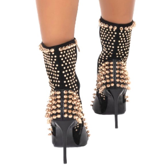 Azalea Wang Black Vegan Leather Embellished Spike Pointed Slouchy Ankle Booties - Picture 4 of 7